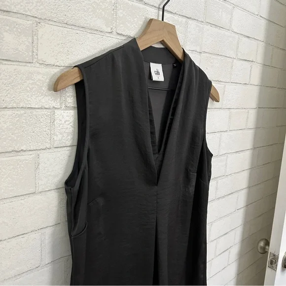 CABI Sleeveless Gray Top #3786 Veneer Top - Picture 4 of 8